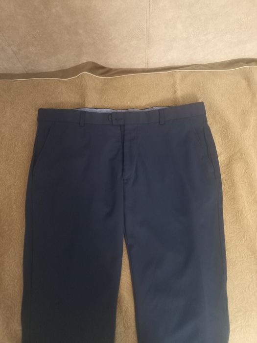 Продам мужской костюм