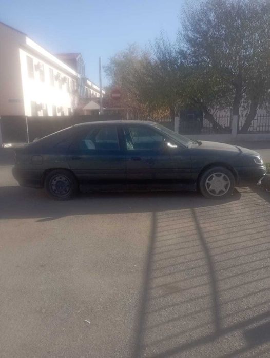 Renault Safrane  1993 года