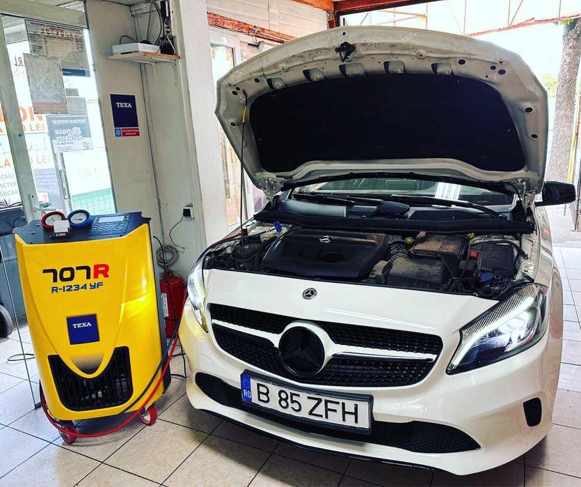 Încarcare freon Auto R134A / R1234YF