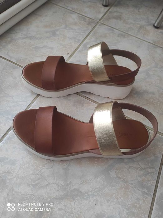 Sandale cu platforma dama