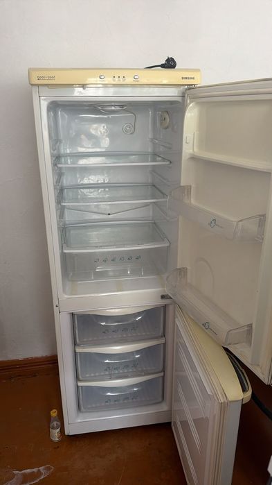 Продам холодильник в рабочем состоянии