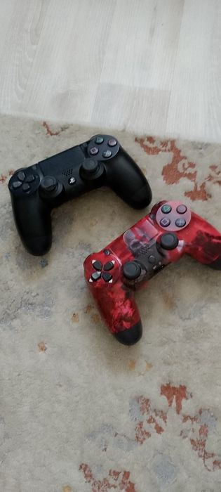 PS4 Slim, Лицензионная с дисками и джостиками