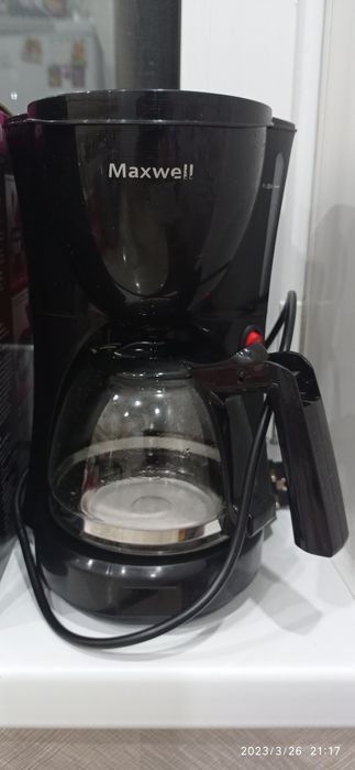 Продам кофеварку Maxwell