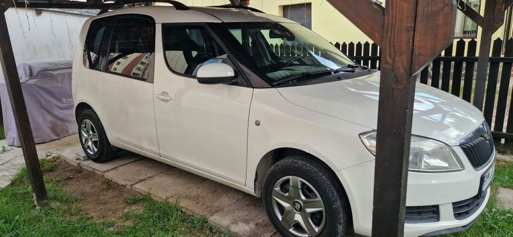 Skoda Roomster 2013 • 1.2 Benzină (70 CP) • 179,693 KM • ITP Valabil 2026 • Înmatriculată RO