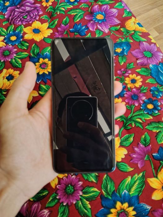 Redmi 13c 8+8 ram 256gb