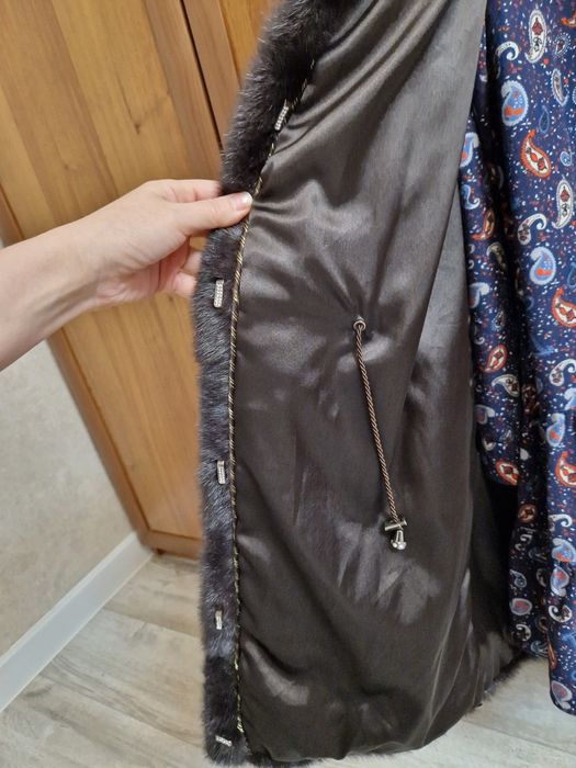 Продам норковую шубу