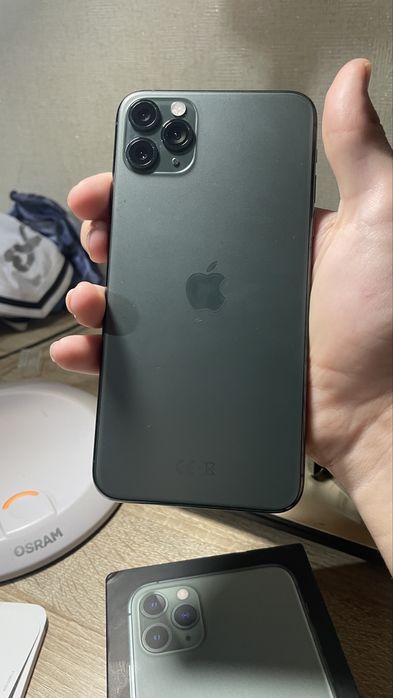 Продам 11 про макс