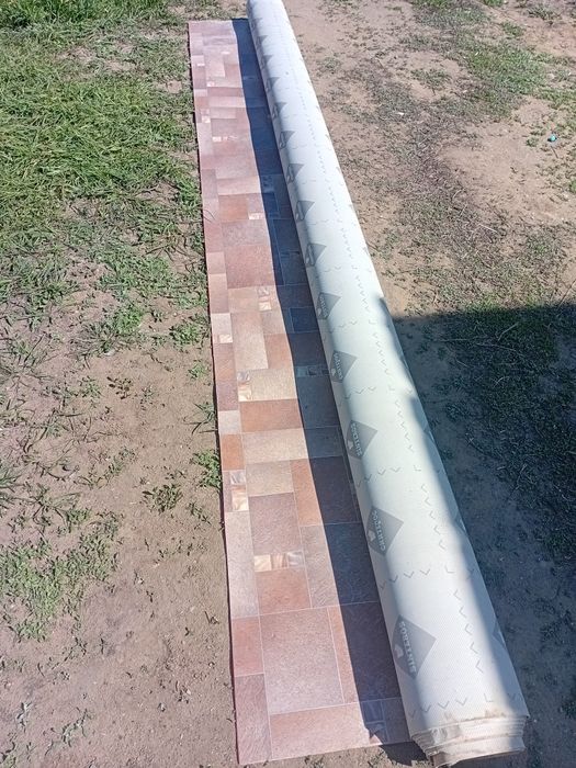 Продам бу линолеум