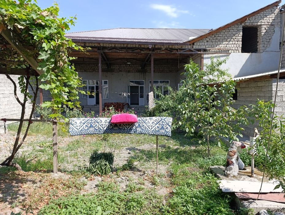 Жомбой центр 4.6 соток ховли жой