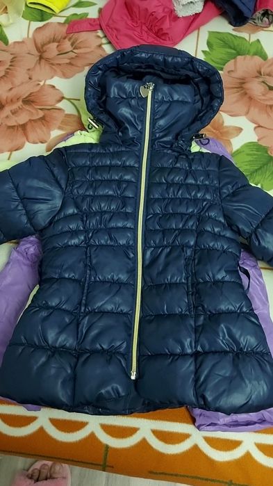 Куртки на девочку