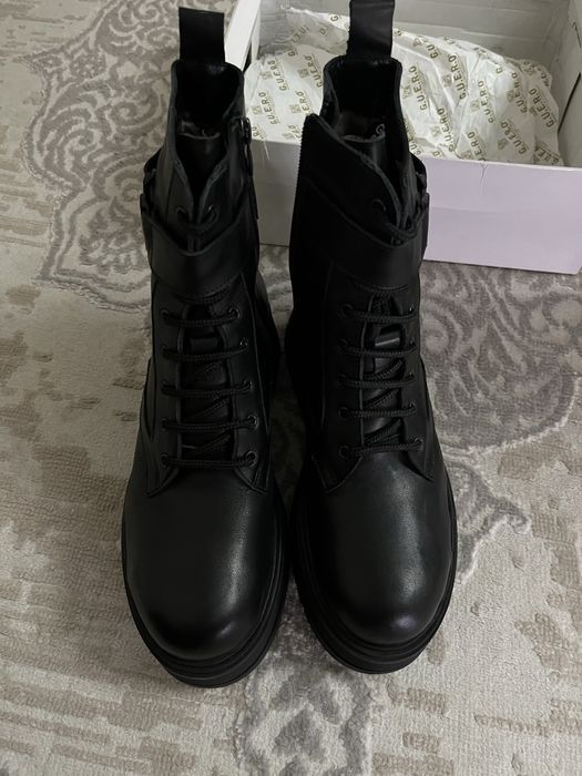 Женская зимняя ботинка