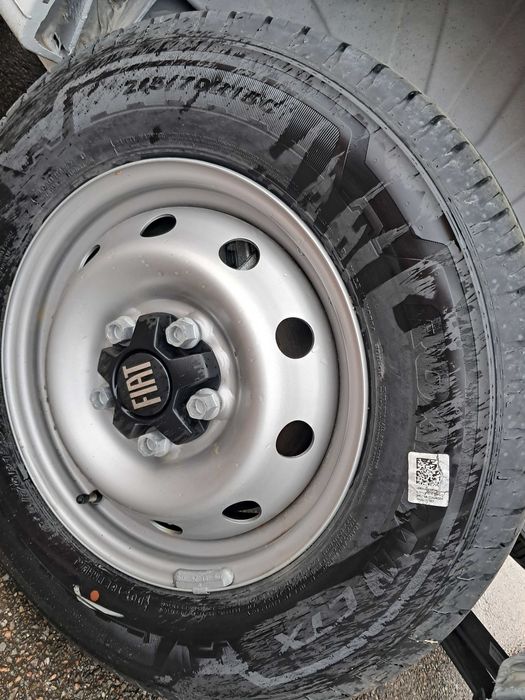 Nexen  215/70/16C Roadian CTX Нови