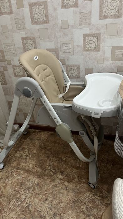 Стульчик для кормления
