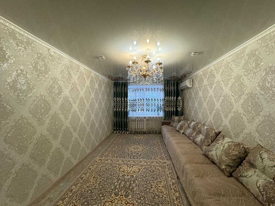 S  Продам 5-ти ком по Мира 3/5 этаж, не угловая