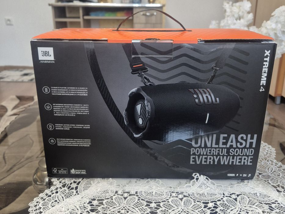 Vând boxă portabilă  Noua  JBL  Xtreme 4 Al Sond Boost,Auracast .