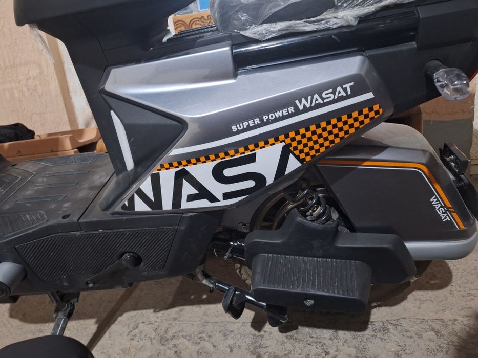 Скутер Vasat Electro