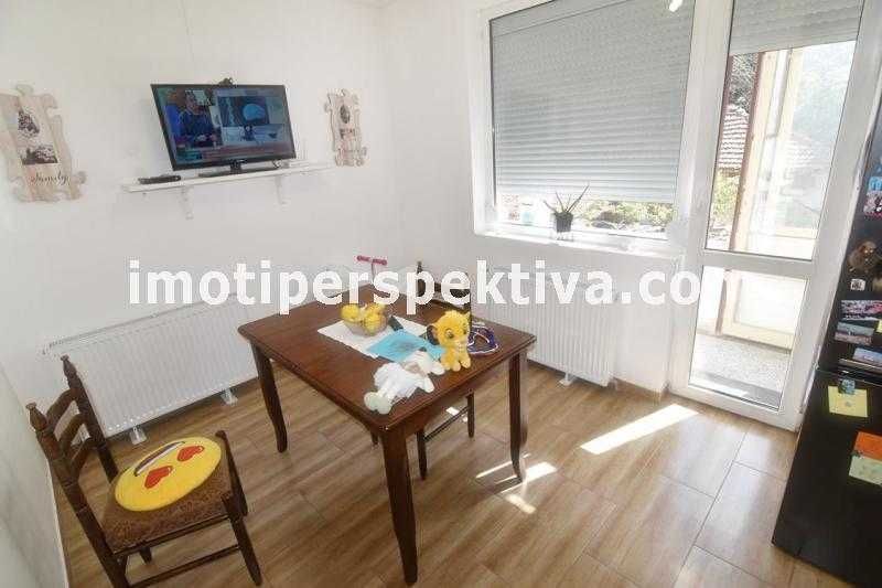 Продава се Тристаен апартамент в Пловдив, Кючук Париж - 98 кв.м за 1888 €/кв.м - Снимка #4