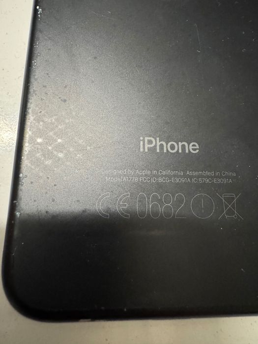 използвани iPhone за части.