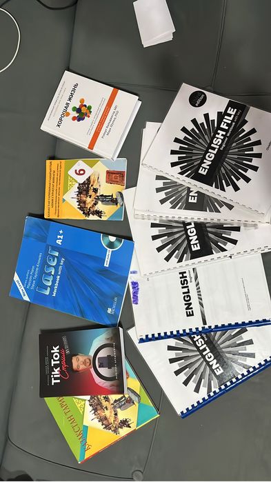 Книги,англский и еще что то