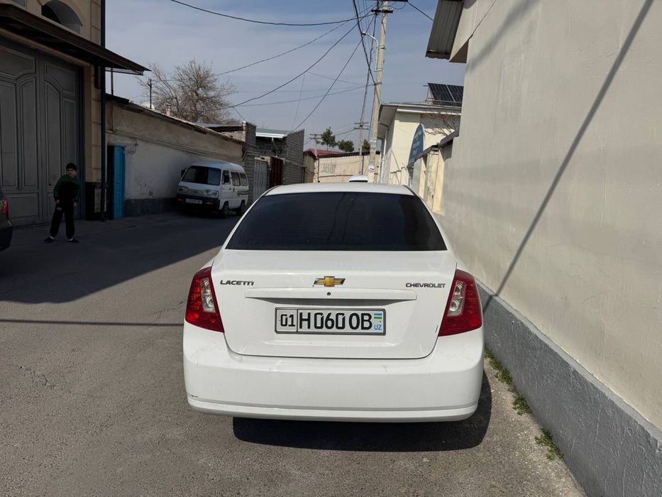 Chevrolet Gentra 1.6 2014