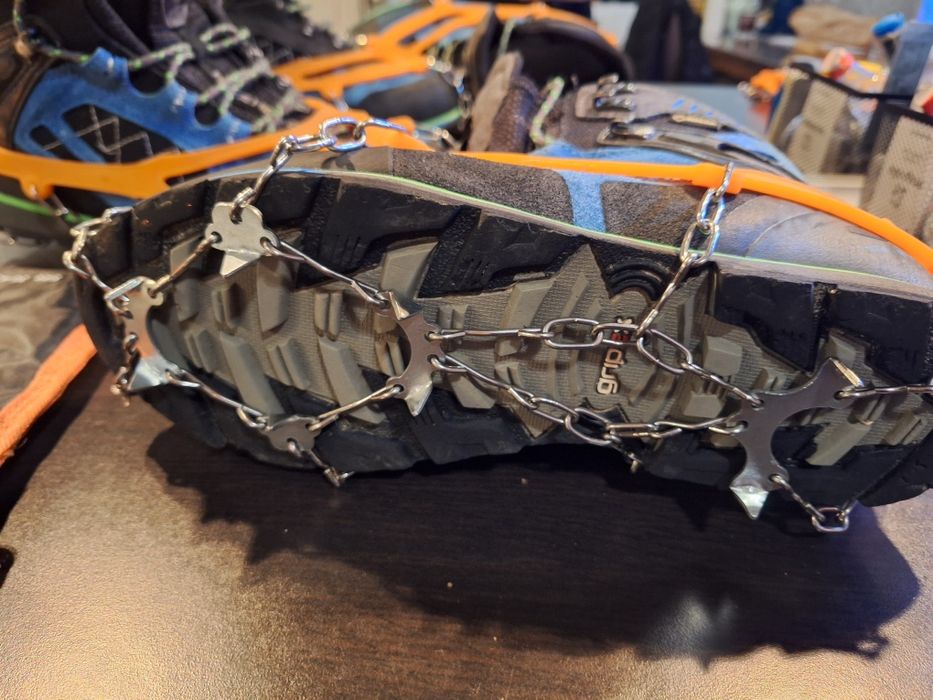 crapoane/colțari NOI, cu etichetă, pentru marimile 36-45