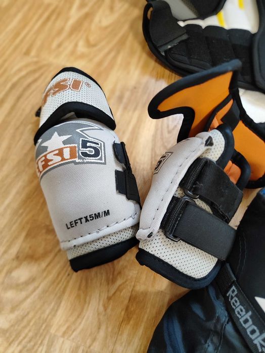 Продам детскую хоккейную форму