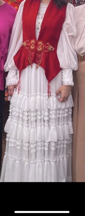 Платье на узату