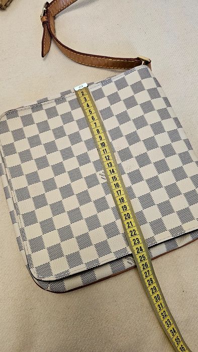 Louis vuitton poștaș