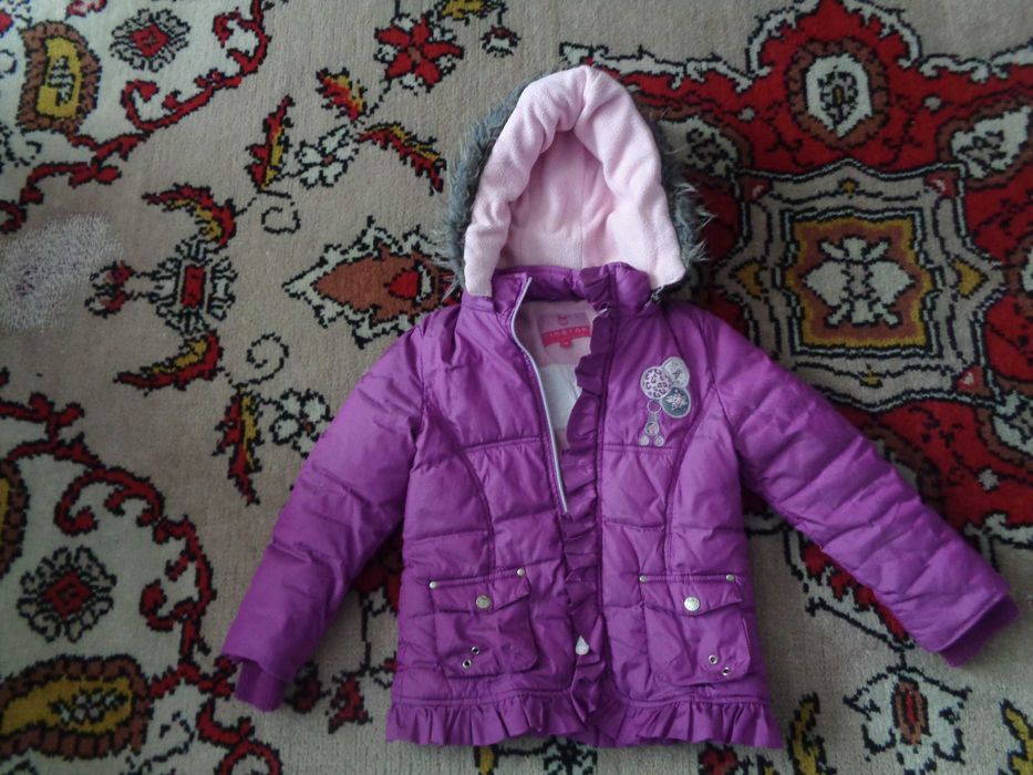 Vand geaca de fetite 2.