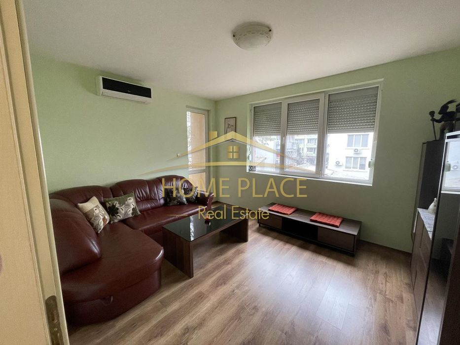 Дава се под наем Тристаен апартамент в Варна, Цветен квартал - 70 кв.м за 561 € - Снимка #2