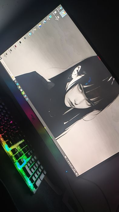 Igravoy kompyuter sotiladi.