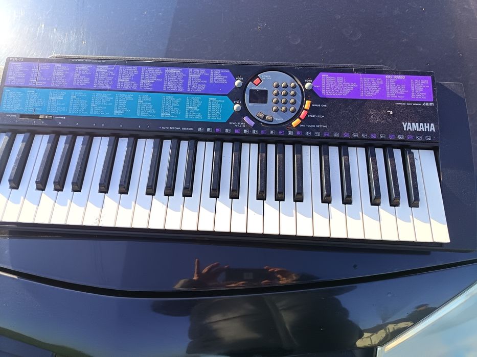 Orga Yamaha PSR 73