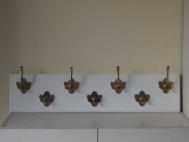 Винтидж коридорна закачалка за дрехи