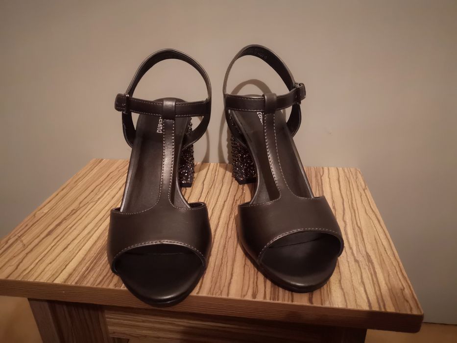 Разпродажба Нови обувки 38 размер Естествена кожа и еко кожа