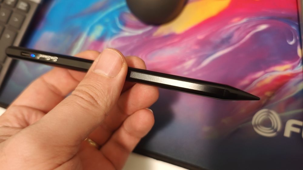 Vând Stylus iPad Pen in stare excelenta