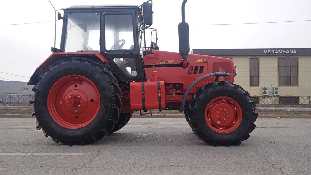 Трактор Беларус-1222.3