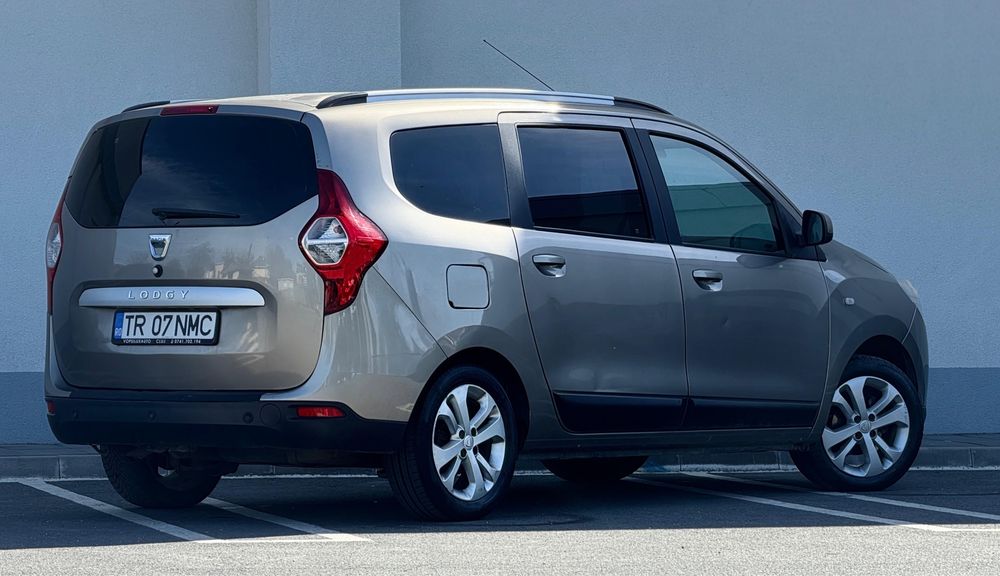 Dacia Lodgy // 2014 // 1.6 GPL // Navi Piele Senzori Parcare