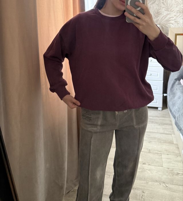 Свитшот женский легкий