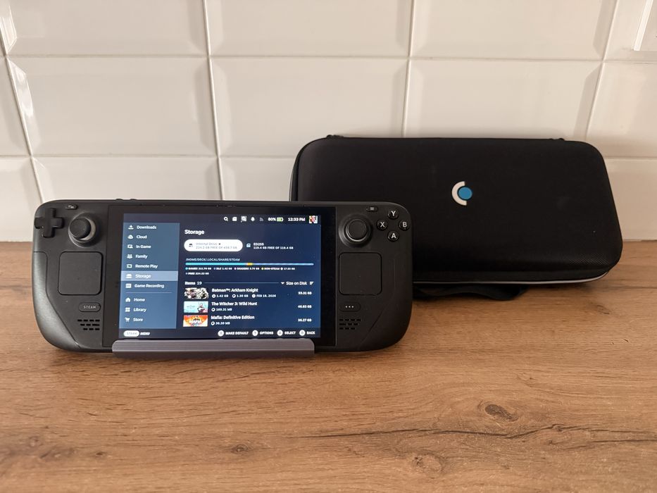 Игровая консоль Steam Deck