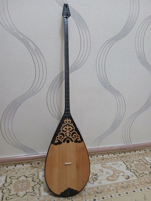 Домбыра отличном состоянии