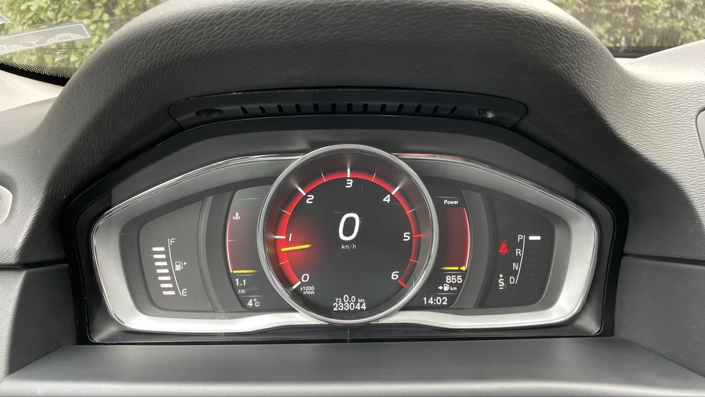 Volvo TFT дигитално табло VOLVO V70/XC70/V60/S60/XC60/S80