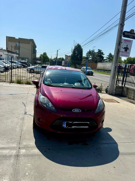 FORD Fiesta 2010 — imagine 2