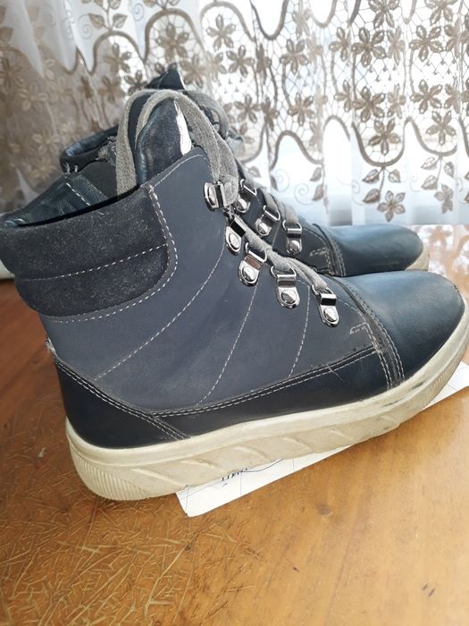 Продам зимние сапоги