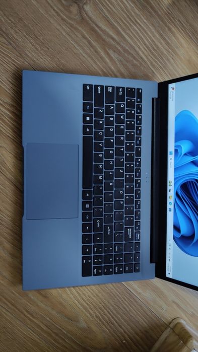 Laptop 15,6 inch / 4 GB RAM / ssd 128 GB/