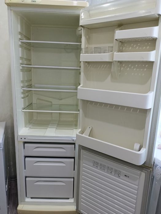 Продам холодильник 1,85 высота