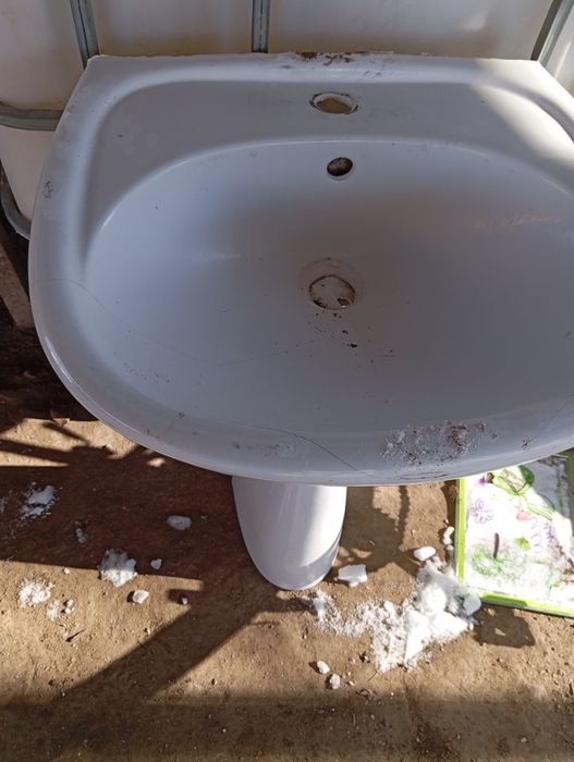 Раковина  со шкафом бу