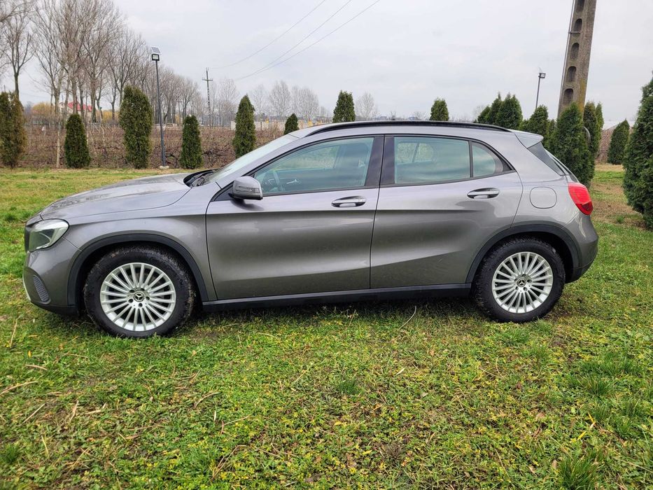 Mercedes GLA 180d TVA Deductibil