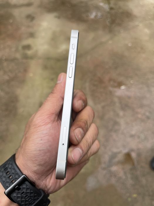 Iphone 12 ideal ochilmagan 128 xotira