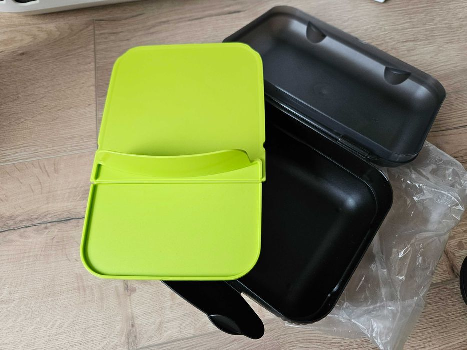 Кутия за храна от Tupperware