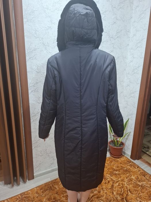 Продам куртки женские новые